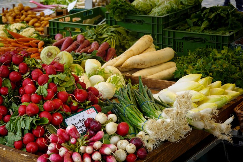 Building a Daily Routine Around Health Through The Seasons
