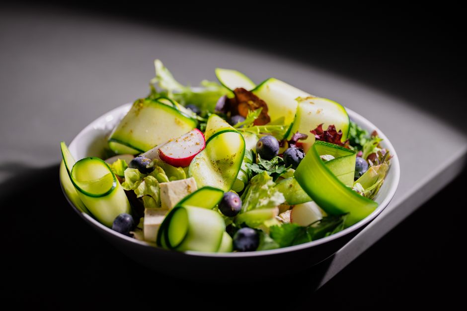 Visual Portion Sizing: How to Eat Well Without an App